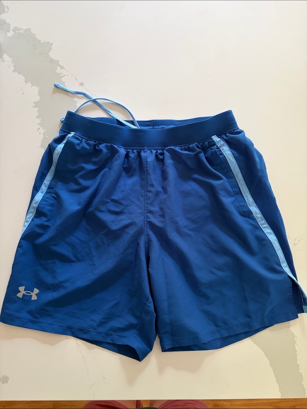 Under Armour Men’s Royal Blue Athletic Shorts with Light Blue Trim Size Medium
